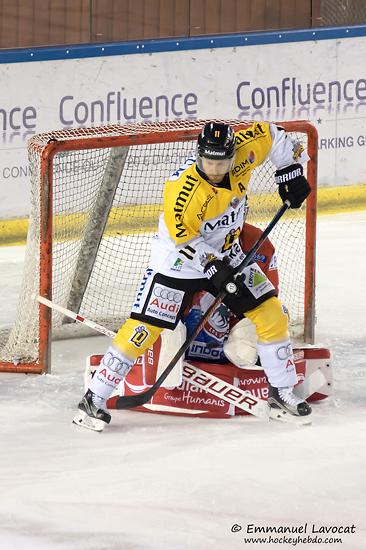 Lyon 1 - 8 Rouen