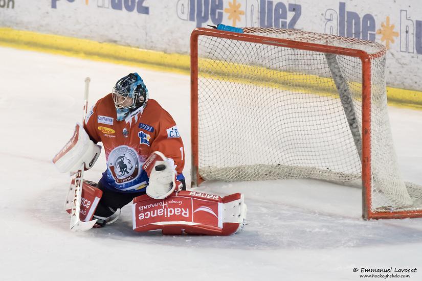 Lyon 1 - 8 Rouen
