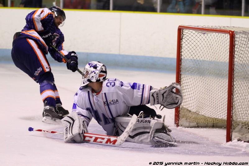 Clermont-Ferrand 4 - 9 Paris (FV)