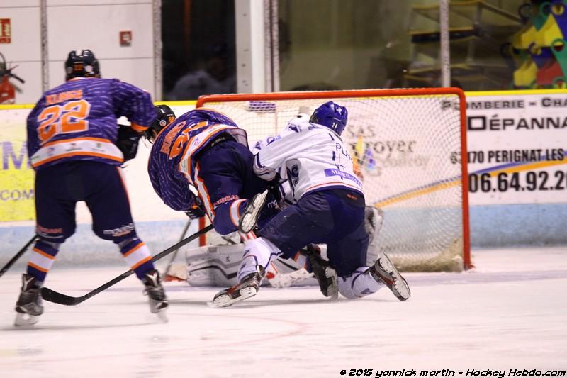 Clermont-Ferrand 4 - 9 Paris (FV)