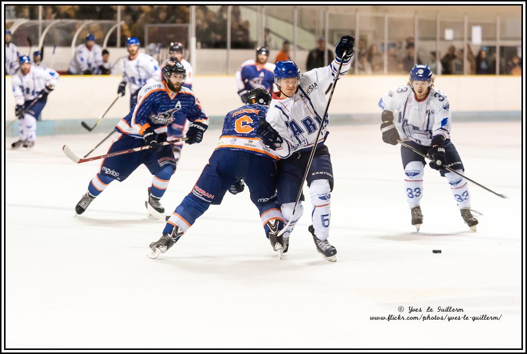 Clermont-Ferrand 4 - 9 Paris (FV)