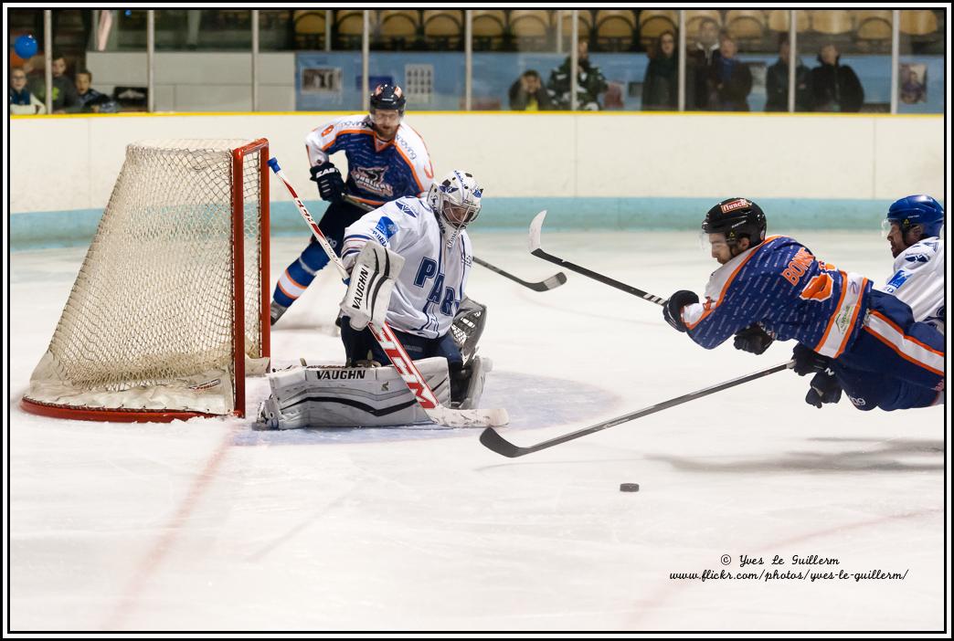 Clermont-Ferrand 4 - 9 Paris (FV)
