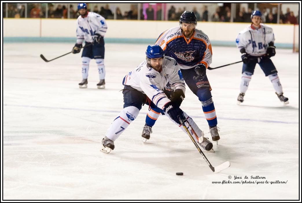 Clermont-Ferrand 4 - 9 Paris (FV)