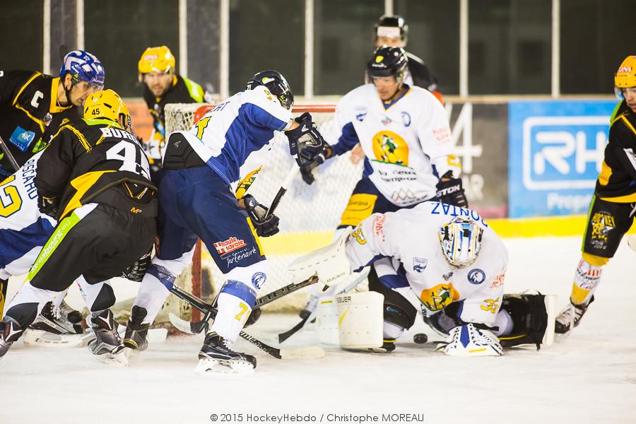 Strasbourg  3 - 1 Chamonix 