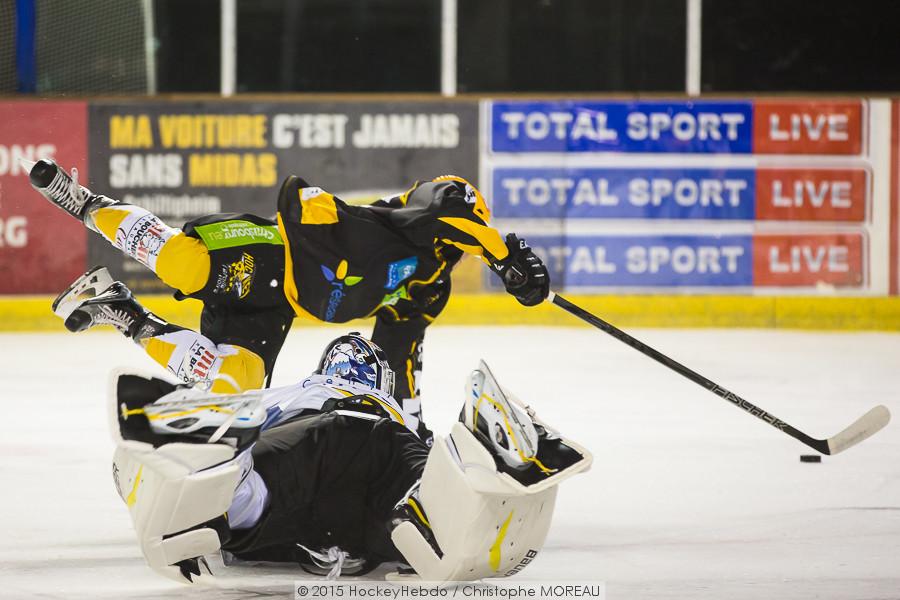 Strasbourg  3 - 1 Chamonix 