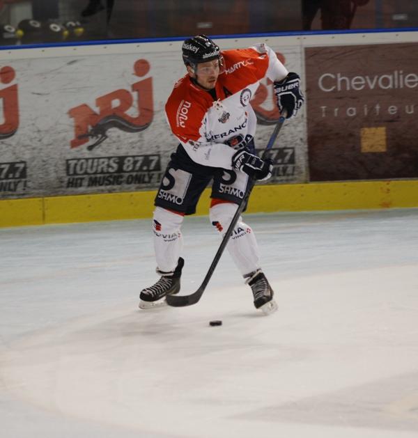 Tours  0 - 6 Angers 