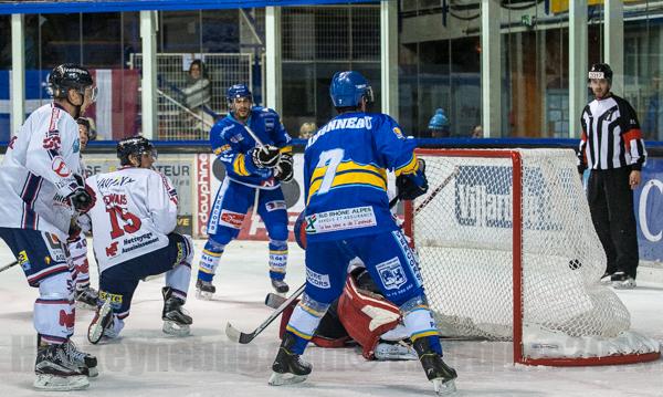 Villard-de-Lans 1 - 4 Grenoble 