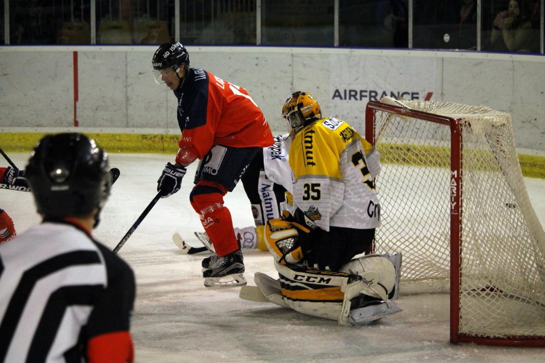 Angers  3 - 5 Rouen