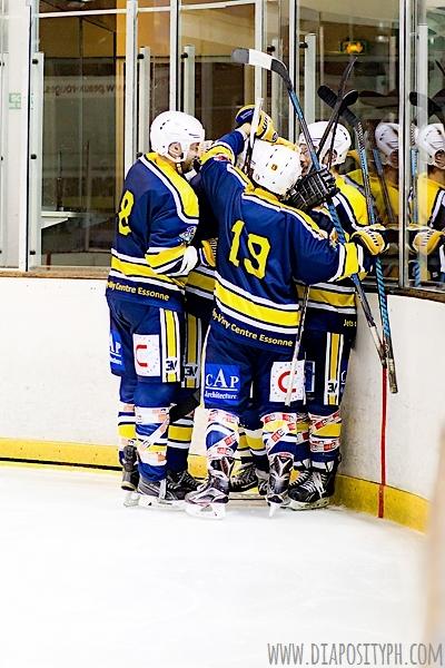 Evry / Viry 4 - 2 Wasquehal Lille