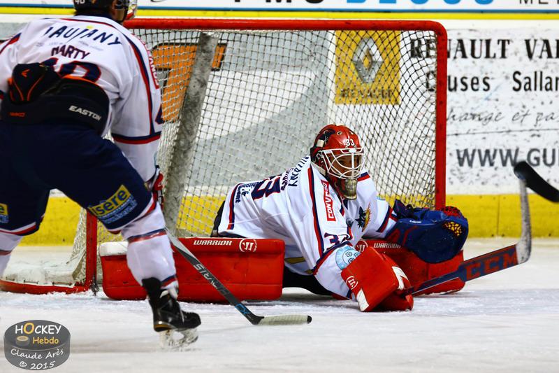 Chamonix  3 - 4 Grenoble 