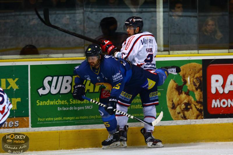 Chamonix  3 - 4 Grenoble 