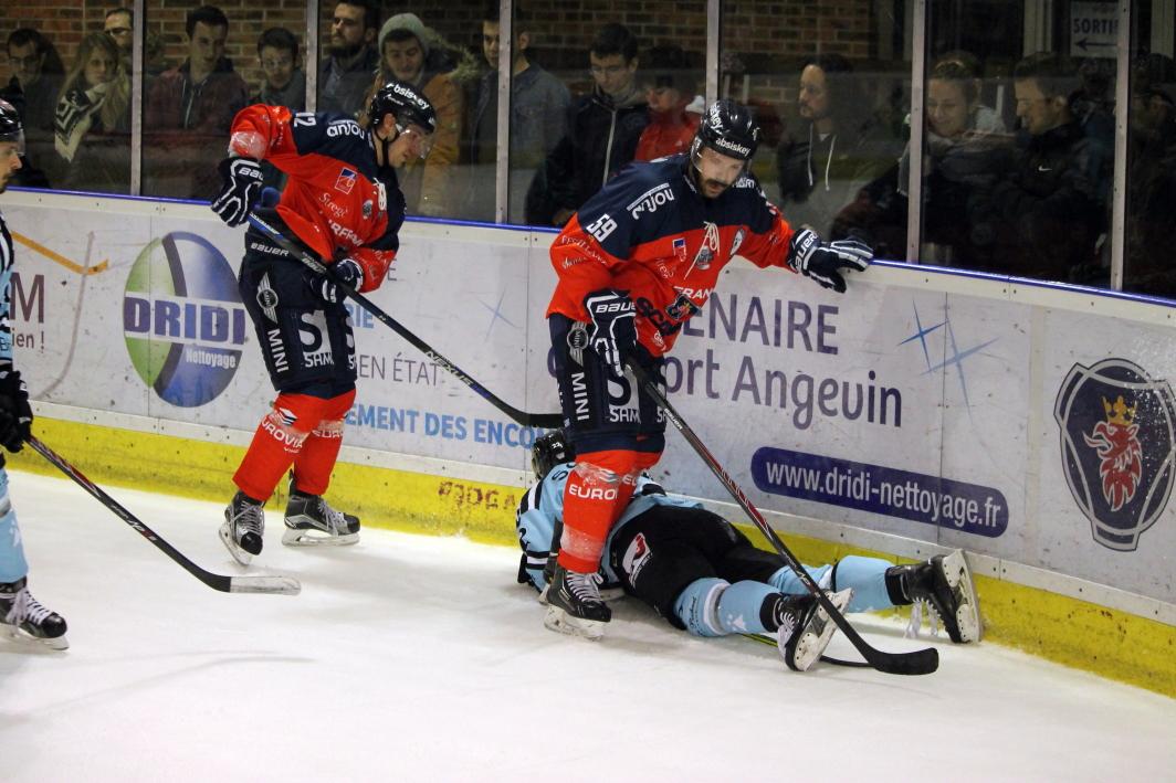 Angers  3 - 0 Brest 