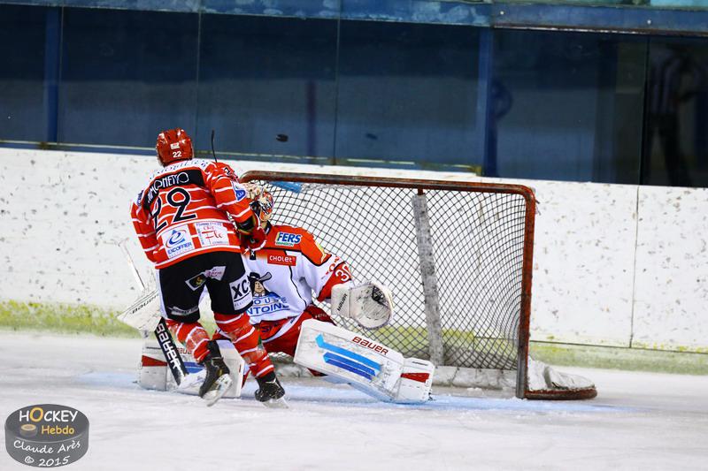 Mont-Blanc 3 - 4 Cholet 