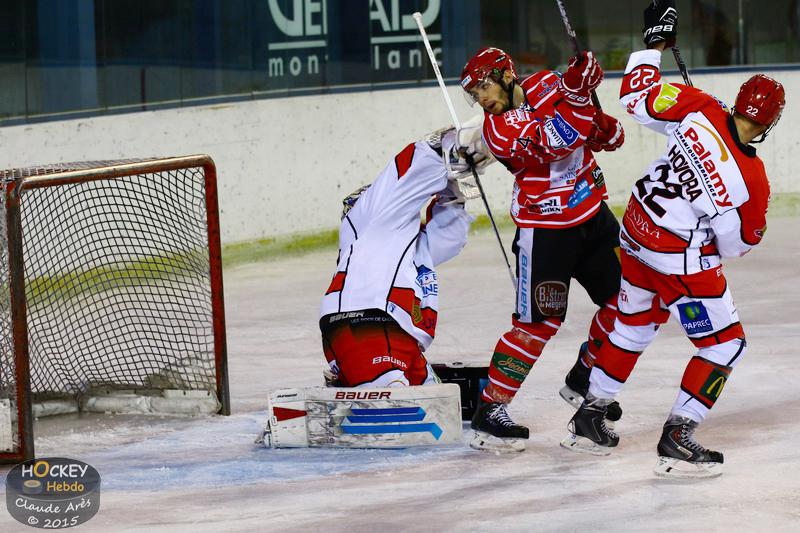 Mont-Blanc 3 - 4 Cholet 