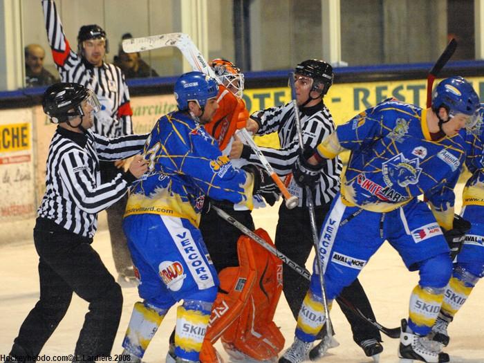 Villard-de-Lans 6 - 1 Tours 