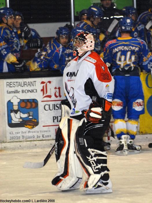 Villard-de-Lans 6 - 1 Tours 