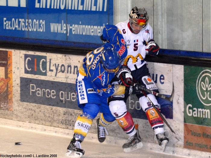 Villard-de-Lans 2 - 3 Grenoble 