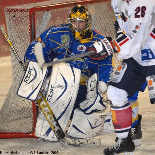 Villard-de-Lans 2 - 3 Grenoble 