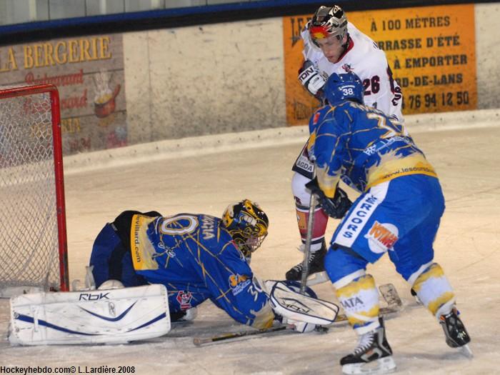 Villard-de-Lans 2 - 3 Grenoble 