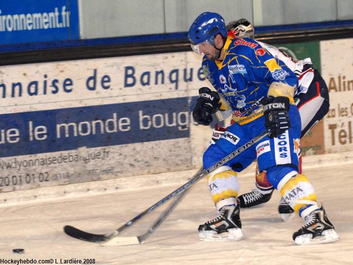 Villard-de-Lans 2 - 3 Grenoble 