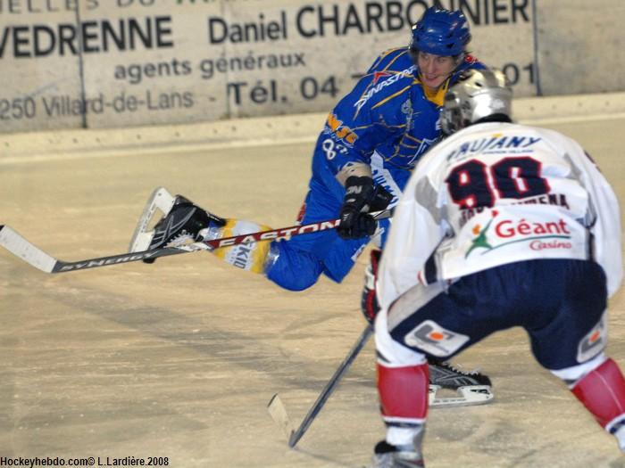Villard-de-Lans 2 - 3 Grenoble 
