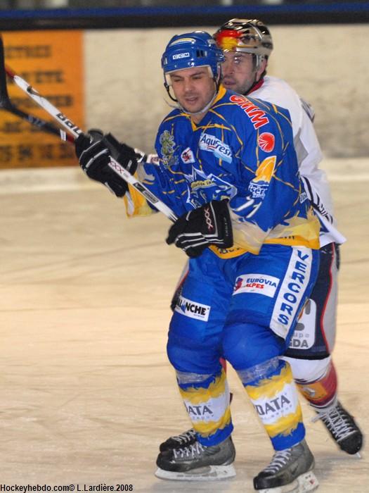 Villard-de-Lans 2 - 3 Grenoble 