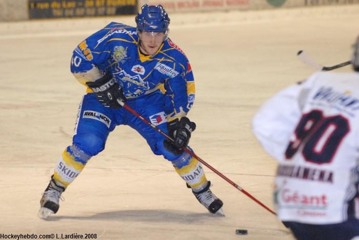 Villard-de-Lans 2 - 3 Grenoble 