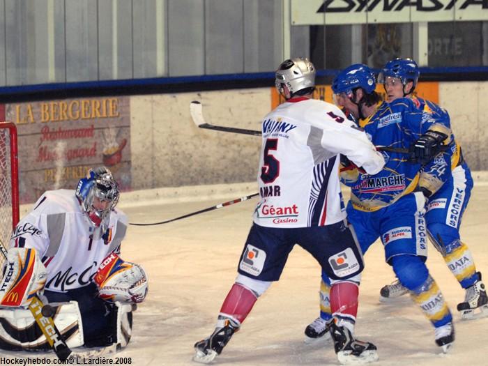 Villard-de-Lans 2 - 3 Grenoble 