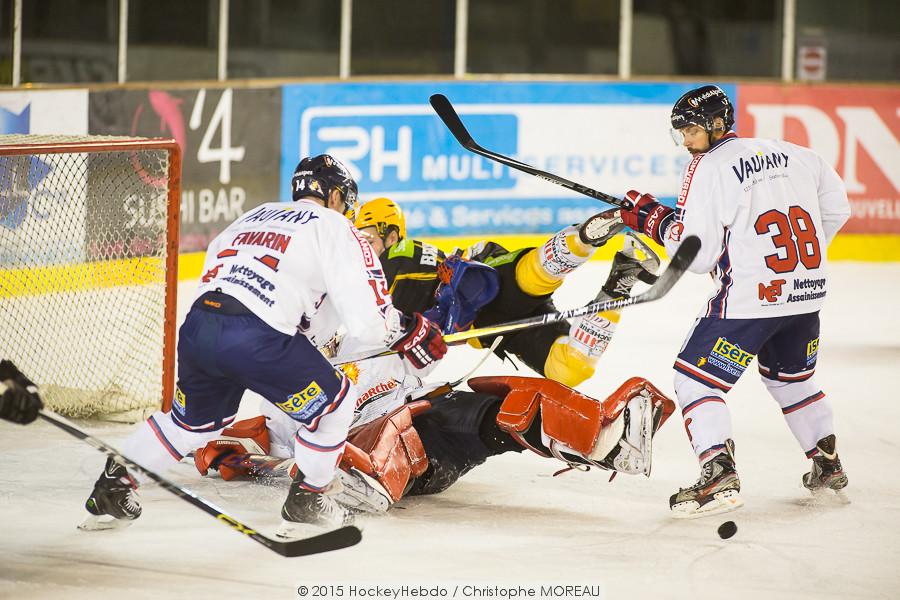 Strasbourg  2 - 4 Grenoble 