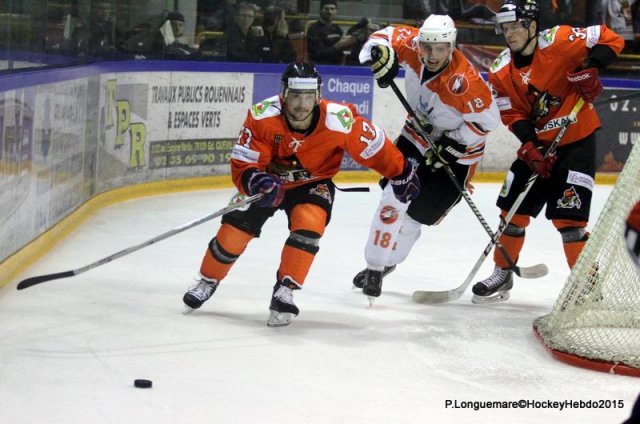Photo hockey reportage Continental Cup J1 Match 1 : Soligorsk tranquillement