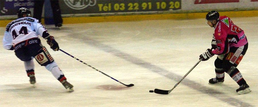 Amiens  7 - 3 Angers 