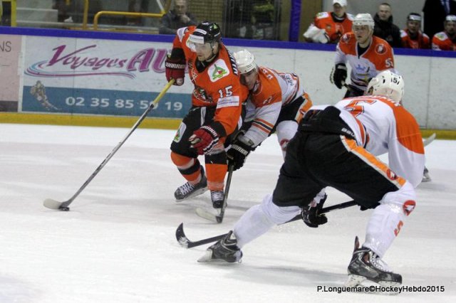 Photo hockey reportage Continental Cup J1 Match 1 : Soligorsk tranquillement