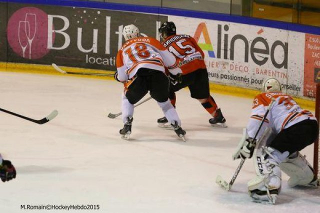 Photo hockey reportage Continental Cup J1 Match 1 : Soligorsk tranquillement