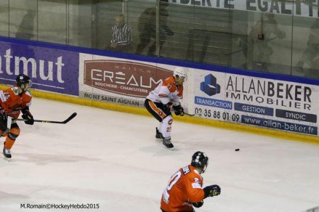 Photo hockey reportage Continental Cup J1 Match 1 : Soligorsk tranquillement