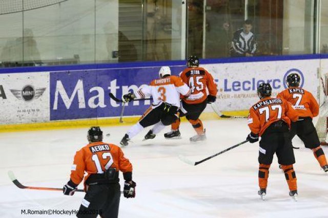 Photo hockey reportage Continental Cup J1 Match 1 : Soligorsk tranquillement
