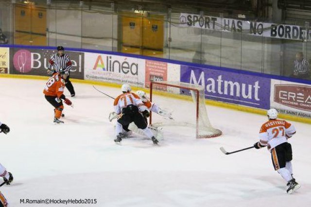Photo hockey reportage Continental Cup J1 Match 1 : Soligorsk tranquillement
