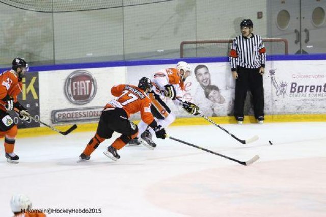Photo hockey reportage Continental Cup J1 Match 1 : Soligorsk tranquillement