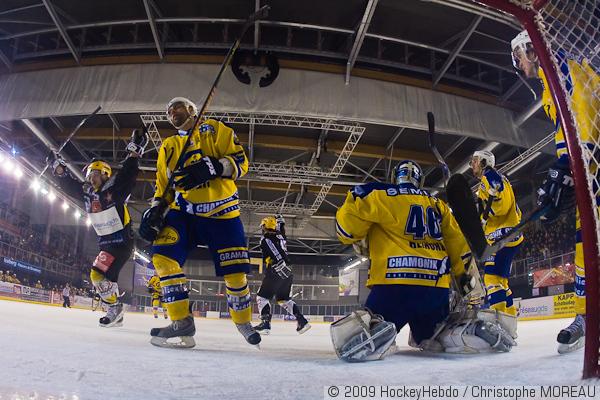 Strasbourg  7 - 2 Chamonix 