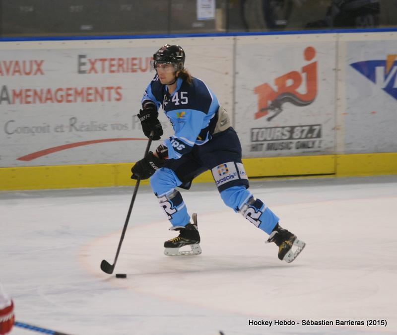 Tours  5 - 0 Courbevoie 