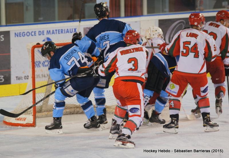 Tours  5 - 0 Courbevoie 