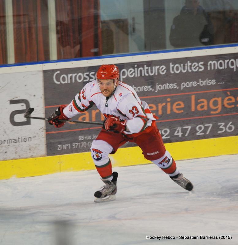 Tours  5 - 0 Courbevoie 