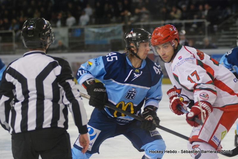 Tours  5 - 0 Courbevoie 