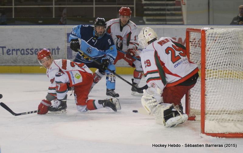 Tours  5 - 0 Courbevoie 
