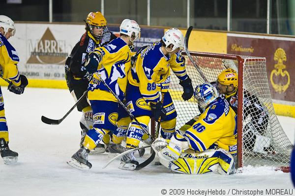 Strasbourg  7 - 2 Chamonix 