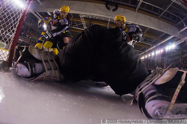 Strasbourg  7 - 2 Chamonix 