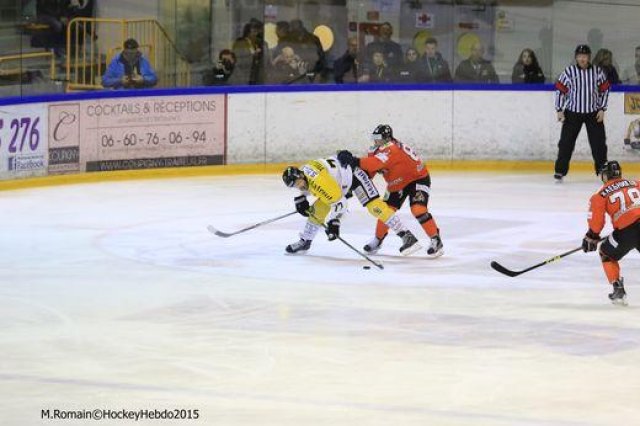 Photo hockey reportage Continental Cup J3 Match 6 : Victoire et qualification.
