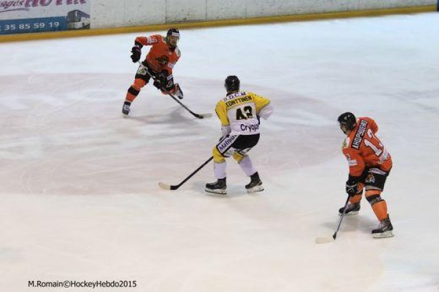 Photo hockey reportage Continental Cup J3 Match 6 : Victoire et qualification.