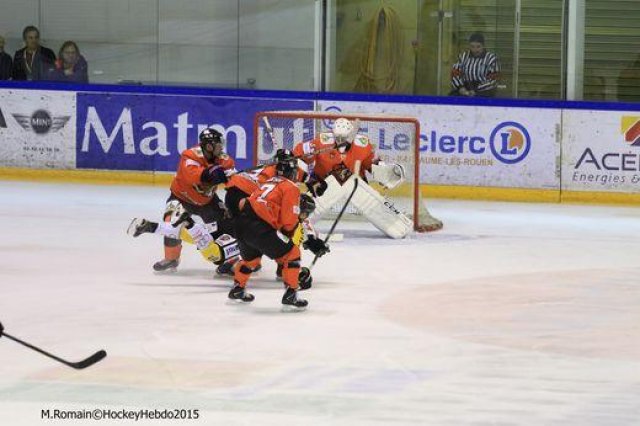 Photo hockey reportage Continental Cup J3 Match 6 : Victoire et qualification.
