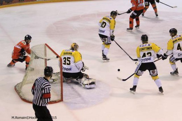 Photo hockey reportage Continental Cup J3 Match 6 : Victoire et qualification.