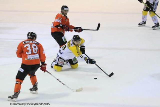 Photo hockey reportage Continental Cup J3 Match 6 : Victoire et qualification.
